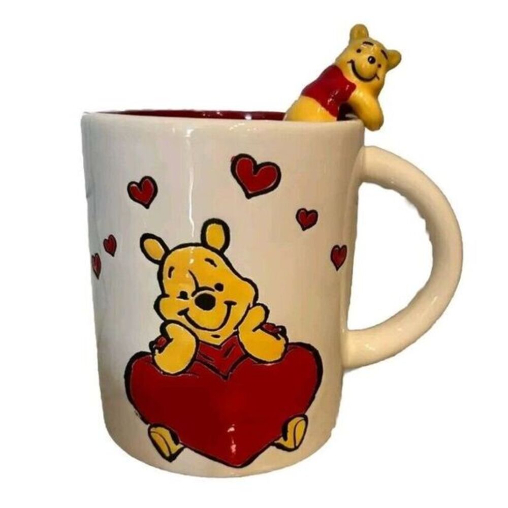 Winnie The Pooh Valentine's Day Mug with Pooh Figure Inside-NEW-Disney Valentine